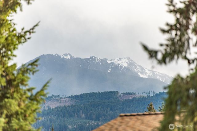 1225 W 17th St, Port Angeles, WA 98363