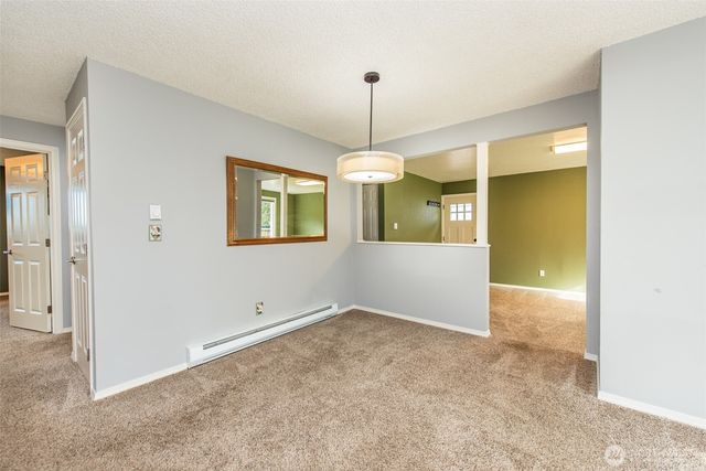 1225 W 17th St, Port Angeles, WA 98363