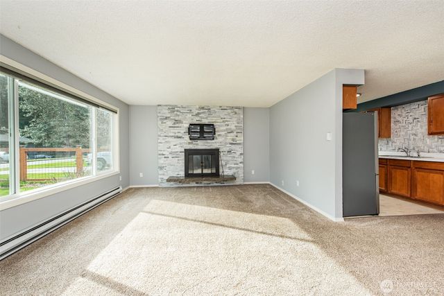 1225 W 17th St, Port Angeles, WA 98363