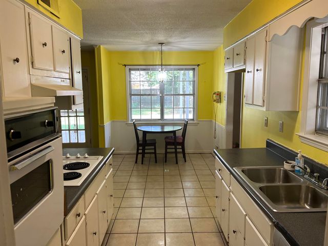 3956 LAURELHILL LN, Bartlett, TN 38135