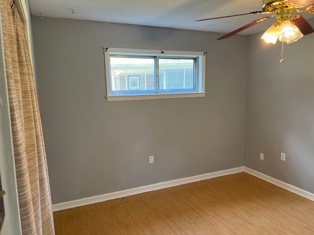 3956 LAURELHILL LN, Bartlett, TN 38135