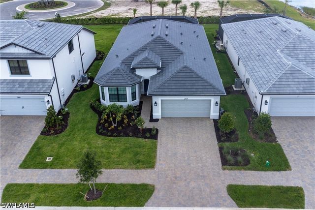 2104 Freemont WAY, Naples, FL 34120
