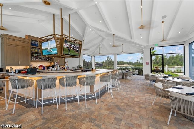 2104 Freemont WAY, Naples, FL 34120
