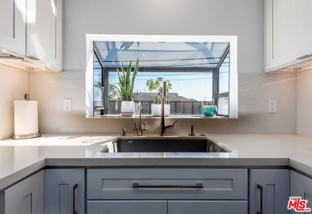 5848 Canterbury Drive, Culver City, CA 90230