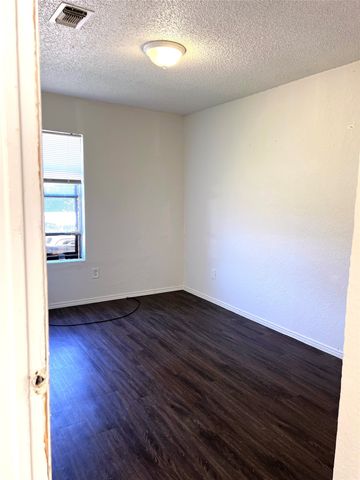 3848 Waldorf Street, Fort Worth, TX 76119