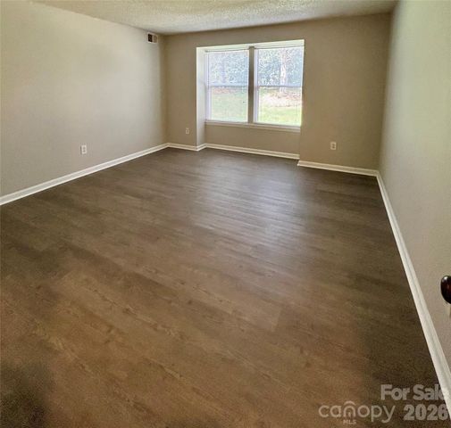 9521 Shannon Green Drive C, Charlotte, NC 28213