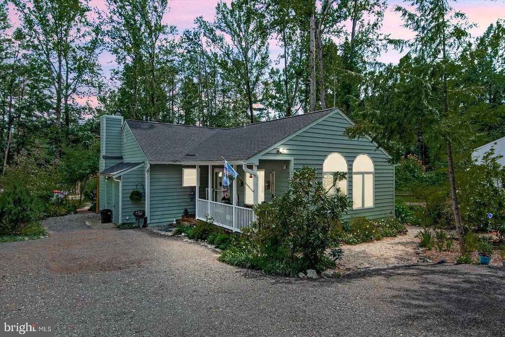 452 LAKE CAROLINE DR, Ruther Glen, VA 22546