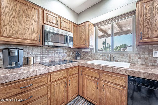 135 E Verde Vista, Green Valley, AZ 85614