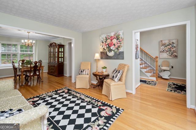 405 Ridgemont Dr No Street Suffix, Fayetteville, GA 30215