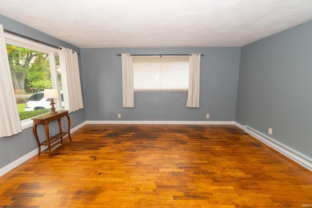 19711 Pasadena Avenue, South Bend, IN 46614