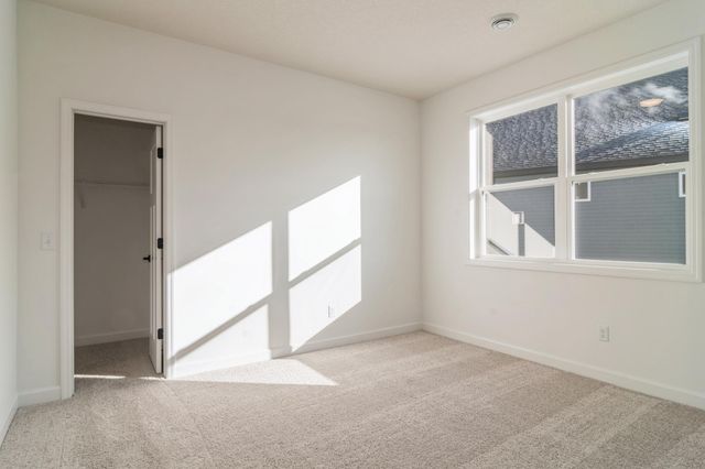 7641 Swan Street, Lino Lakes, MN 55038