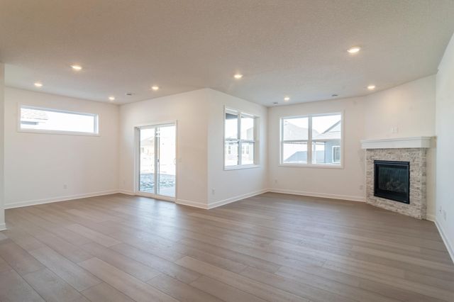 7641 Swan Street, Lino Lakes, MN 55038