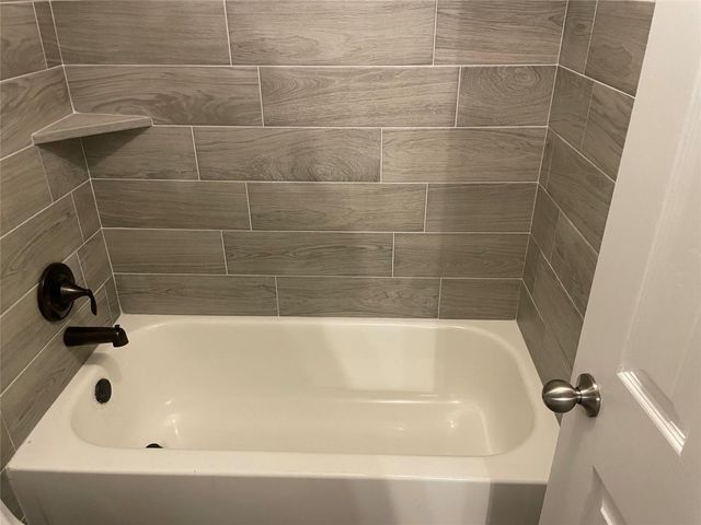 18800 Egret Bay Boulevard 501, Webster, TX 77058