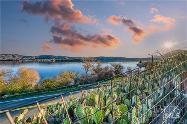 12140 E Highway 20 Hwy, Clearlake Oaks, CA 95423