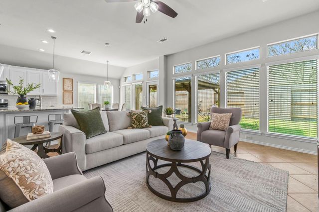 2707 Oak Pass Court, Conroe, TX 77385