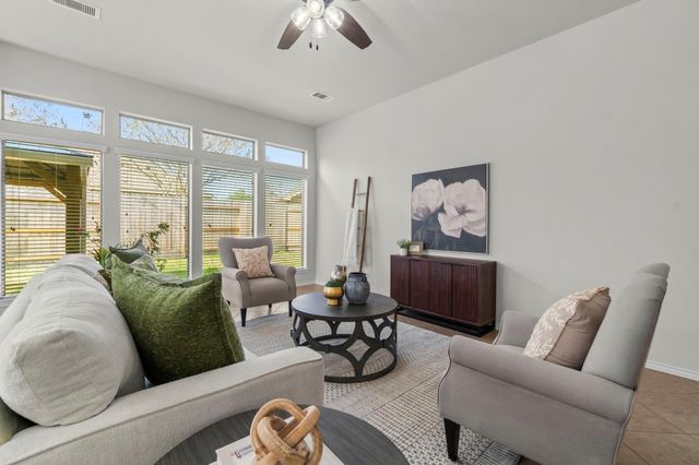 2707 Oak Pass Court, Conroe, TX 77385