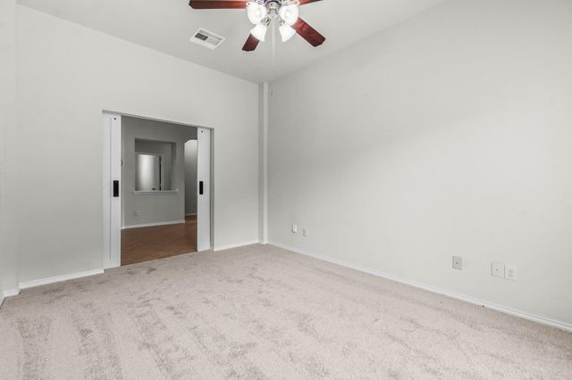 2707 Oak Pass Court, Conroe, TX 77385