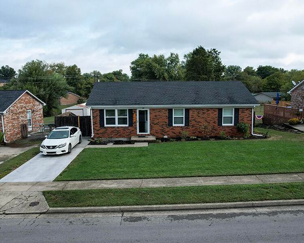 709 Hickory Hill Drive, Nicholasville, KY 40356