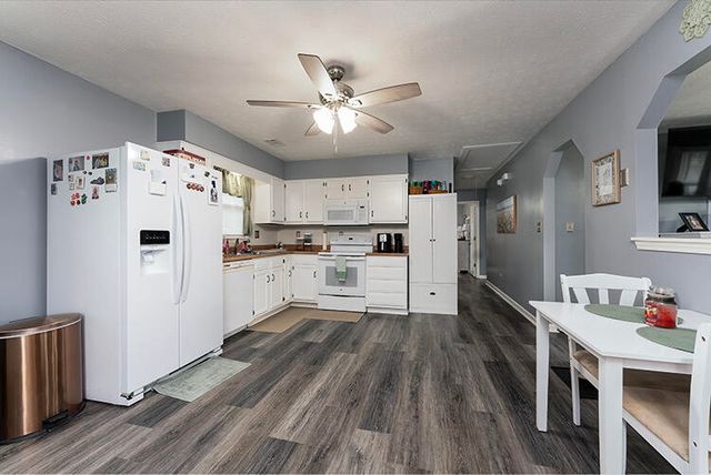 709 Hickory Hill Drive, Nicholasville, KY 40356