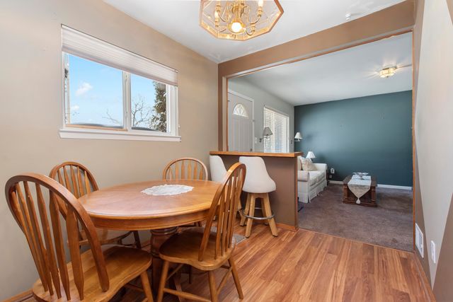 27463 Delton Street, Madison Heights, MI 48071