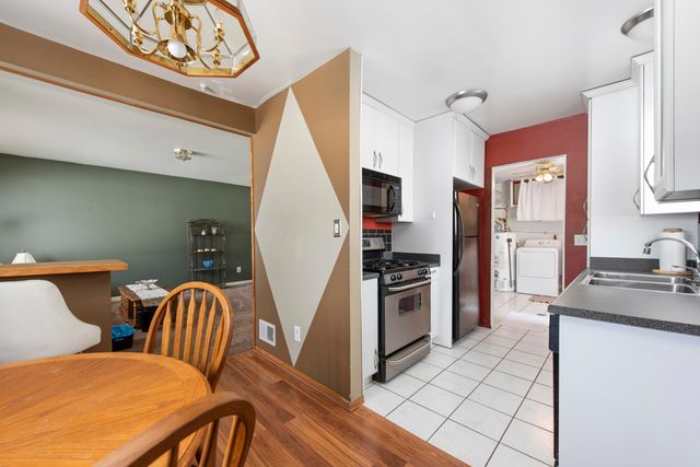 27463 Delton Street, Madison Heights, MI 48071