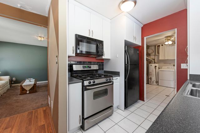 27463 Delton Street, Madison Heights, MI 48071