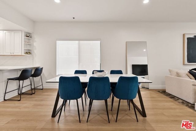 10620 Eastborne Avenue 102, Los Angeles, CA 90024