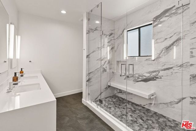 10620 Eastborne Avenue 102, Los Angeles, CA 90024