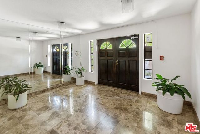 10620 Eastborne Avenue 102, Los Angeles, CA 90024