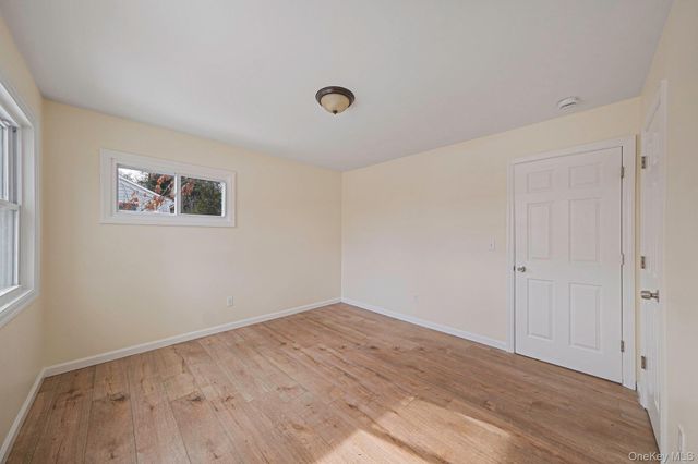 22 Overbrook Street, Riverhead, NY 11901