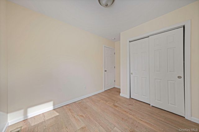 22 Overbrook Street, Riverhead, NY 11901