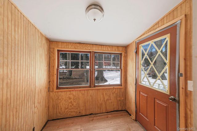 22 Overbrook Street, Riverhead, NY 11901