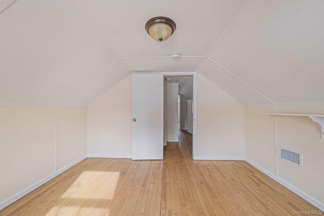 22 Overbrook Street, Riverhead, NY 11901