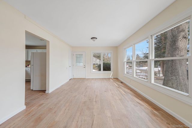 22 Overbrook Street, Riverhead, NY 11901