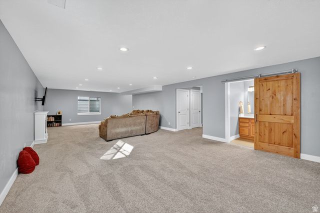 2304 S 2060 W, Woods Cross, UT 84087