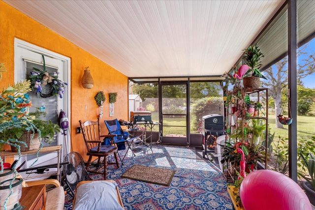 9 POINSETTIA DRIVE, Debary, FL 32713