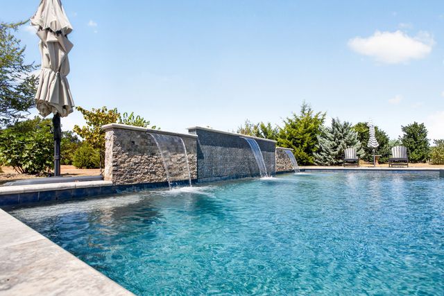 2595 Hendrix Avenue W, Lucas, TX 75002