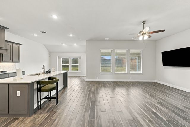 3010 Holland Lane, Midlothian, TX 76065