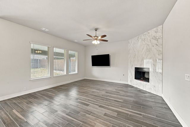 3010 Holland Lane, Midlothian, TX 76065