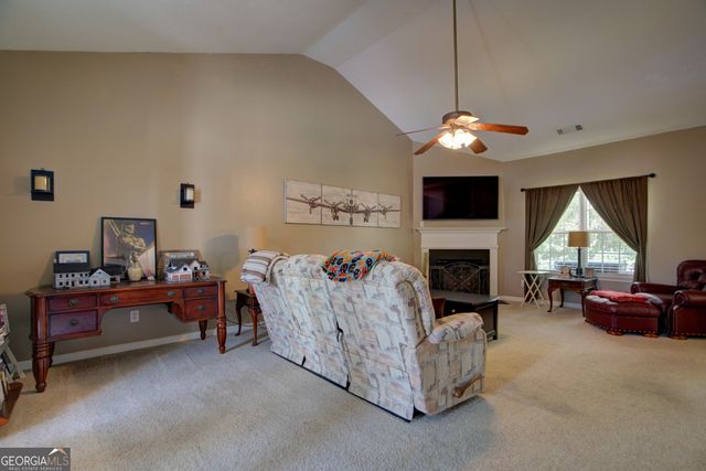 7 Foliage Way NE, Rome, GA 30165