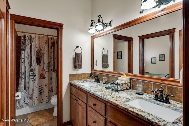 7404 S PANORAMA VIEW DR, Harrison, ID 83833