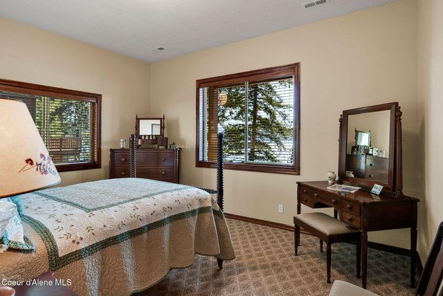 7404 S PANORAMA VIEW DR, Harrison, ID 83833