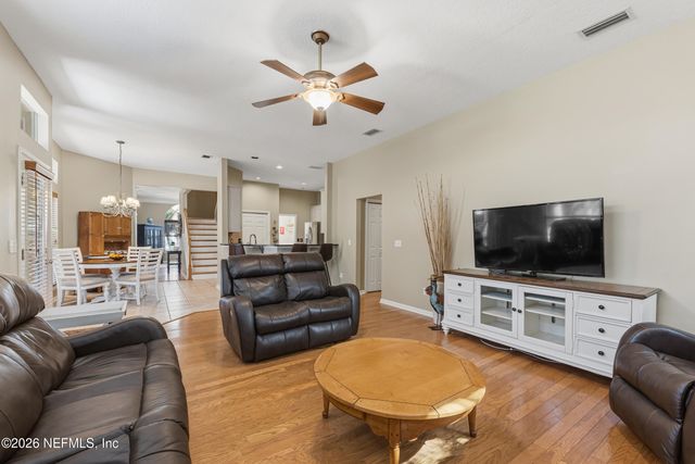 13784 ALESBURY Court, Jacksonville, FL 32224