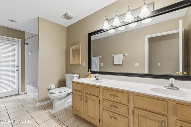 13784 ALESBURY Court, Jacksonville, FL 32224