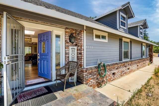 8656 Rose Marie Dr, Valley Springs, CA 95252
