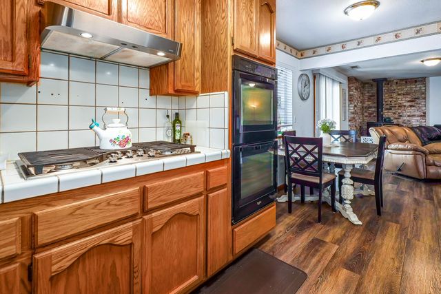 8656 Rose Marie Dr, Valley Springs, CA 95252