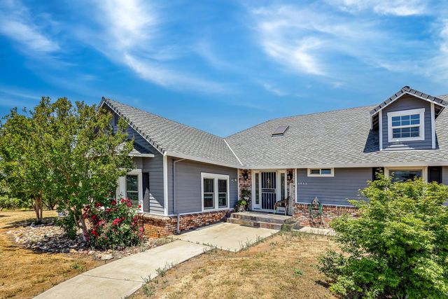 8656 Rose Marie Dr, Valley Springs, CA 95252