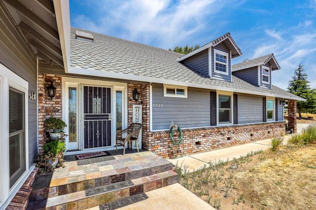 8656 Rose Marie Dr, Valley Springs, CA 95252