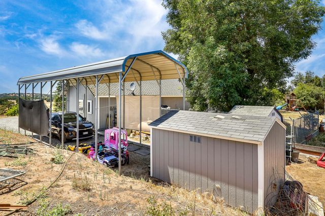 8656 Rose Marie Dr, Valley Springs, CA 95252