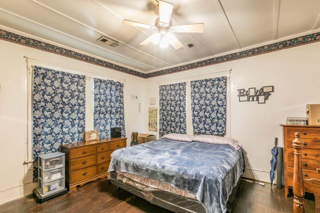 1735 Marburg Street, Dallas, TX 75215